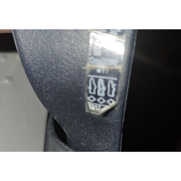 Crocs Sanrah 203342 Navy Blue w/ Silver Circle Wedge Slip on Thong Sandals Women - Picture 10 of 11